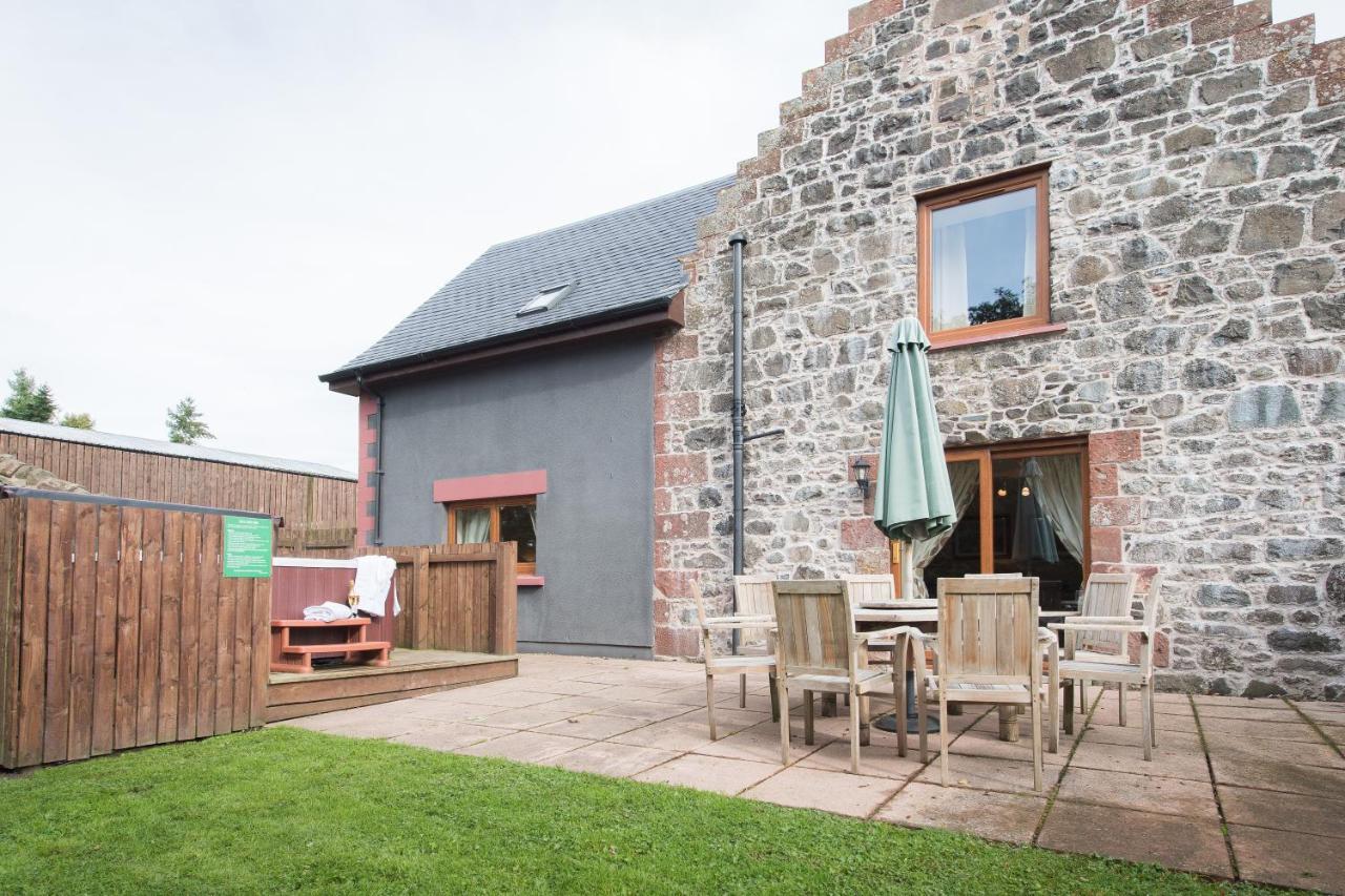 Vila The Granary With Hot Tub Forgandenny Exteriér fotografie